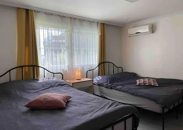 Superb House Hotel *